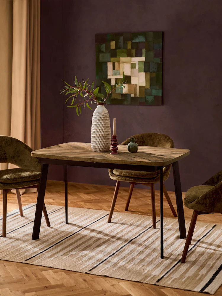 Dark Chevron Extending Oak-Effect Dining Table